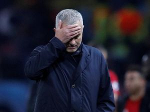 Pertaruhan Mourinho di Laga Liverpool vs MU