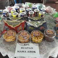 Ini Kue Kering Buatan Sang Ibu yang Paling Disukai Ahok