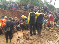 Detik-detik Longsor yang Tewaskan 4 Orang di Purwakarta