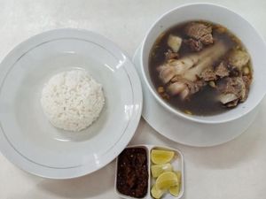 Siang-siang, Asyiknya Wisata Kuliner Kaledo Khas Palu