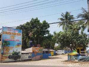 Wisatawan Kapok ke Anyer, Pemkab: Pengelola Pantai Sudah Dibina Wisatawan Kapok ke Anyer, Pemkab: Pengelola Pantai Sudah Dibina