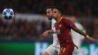 Roma juga melangkah ke babak 16 besar meski kalah dari Madrid. Kelolosan Roma (dan Madrid) sudah dipastikan usai CSKA Moskow yang bertanding lebih dulu kalah dari Viktoria Plzen. Foto: Paolo Bruno/Getty Images