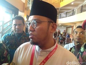 Dahnil Anzar Jawab Kemenpora Soal Alasan Pengembalian Duit Rp 2 M Dahnil Anzar Jawab Kemenpora Soal Alasan Pengembalian Duit Rp 2 M