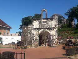 Wisata Sejarah di Melaka, Wajib Mampir ke Benteng A Famosa