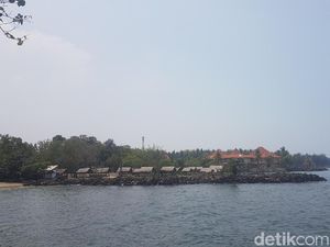 Liburan ke Anyer Mahal, Wisatawan: Mending ke Bali Sekalian Liburan ke Anyer Mahal, Wisatawan: Mending ke Bali Sekalian