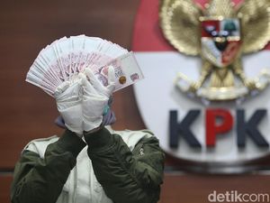 Wakil Tuhan di RI Tercokok KPK (Lagi) Wakil Tuhan di RI Tercokok KPK (Lagi)