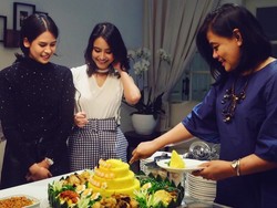 Maudy Ayunda Punya Adik yang Nggak Kalah Cantik