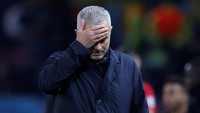 Murphy sendiri tak tahu apa sebenarnya masalah MU sehingga membuat mereka tidak tampil optimal. Phil Noble/Reuters.