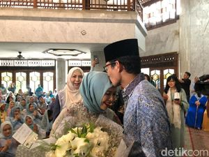 Kejutan Sandiaga untuk Mpok Nur di Ultah Ke-49
