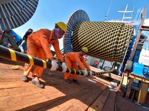 Kabel Bawah Laut Ditambah, Tiga Gili di Lombok Makin Terang