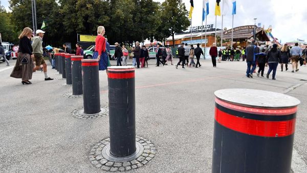 Begini Penampakan Bollards di Berbagai Negara