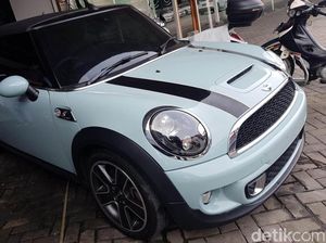 Dijual Rp 500 Juta, Apa Spesialnya MINI Cooper Gisel?