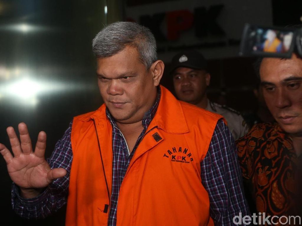 MA Sunat Vonis Panitera Korup dari PN Jaktim Jadi 2 Tahun Penjara