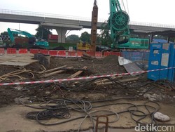 DPR Sambangi Tiga Proyek Besar Jokowi