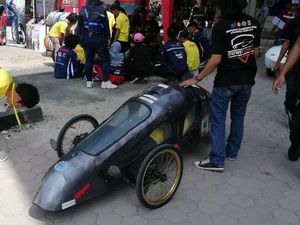 Kontes Mobil Hemat Energi di Padang Mirip Lomba Internasional Kontes Mobil Hemat Energi di Padang Mirip Lomba Internasional