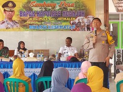 Polisi Nganjuk Punya Cara Unik Amankan Wilayah dan Bantu Warga