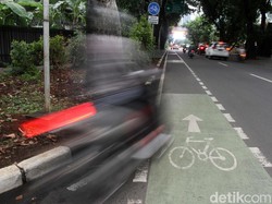 Jalur Sepeda Sudah Disediakan, Eh...Malah Diserobot buat Parkir Kendaraan