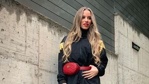 Dulu Jadi Pelayan, Kisah Wanita Cantik yang Jadi Istri Pemain FC Barcelona