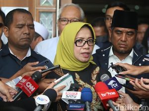 WA Eni Saragih ke Kotjo Bicarakan Sofyan Basir WA Eni Saragih ke Kotjo Bicarakan Sofyan Basir