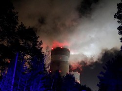 Greenpeace Menyerang Pembangkit Listrik di Polandia