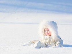 17 Nama Bayi Perempuan Terinspirasi dari Musim Salju