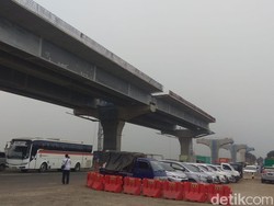 Sempat Diliburkan, Proyek Tol Layang Jakarta-Cikampek Dikebut Lagi