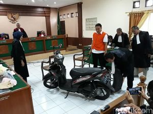 Cekcok Jalanan Berujung Pidana Pembunuhan Bos Cat Iwan Adranacus Cekcok Jalanan Berujung Pidana Pembunuhan Bos Cat Iwan Adranacus