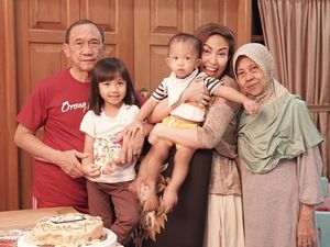 Kenangan Ayu Dewi tentang Almarhumah Ibunda Tercinta