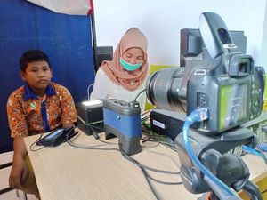 Antusiasnya Anak-anak Bikin KTP di Parepare Sulsel