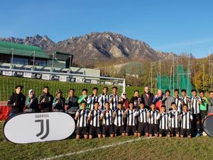 Siswa Indonesia Berlatih di Akademi Sepak Bola Juventus di Turin