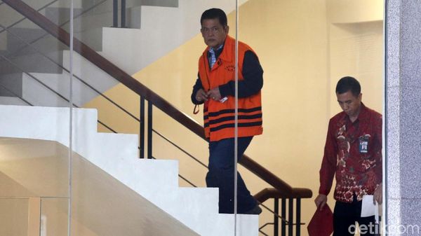 Walikota Nonaktif Pasuruan Kembali Diperiksa