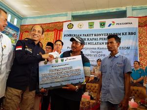 Nelayan Padang Pariaman Kini Tak Perlu Repot Cari BBM untuk Melaut