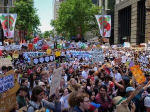 Ribuan Murid Sekolah di Australia Unjuk Rasa Soal Perubahan Iklim