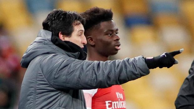 Unai Emery memberikan kesempatan pada para pemain muda di laga lawan Vorskla.