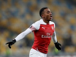 Gol Joe Willock di menit ke-41. REUTERS/Valentyn Ogirenko.