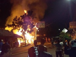 3 Kebakaran Terjadi di Jakarta Dini Hari Ini