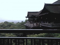 Jatuh Cinta dengan Kiyomizu-dera