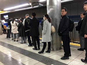 Rekan Commuters, Ada Contoh Baik Naik Kereta ala Jepang Nih!