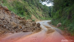 Longsor di Kelok 9, Akses Riau-Sumbar Putus Malam Ini
