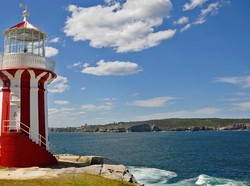 Kerja Jaga Mercusuar Ini Digaji Rp 1,8 Miliar, Tertarik?