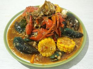 Habis Gajian Saatnya Makan Lobster dan Kepiting Habis Gajian Saatnya Makan Lobster dan Kepiting