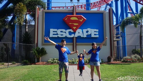 Foto: Wahana Berkekuatan Superhero di Movie World