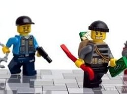 Pencuri 2 Kali Gasak Toko Mainan Lego di Adelaide