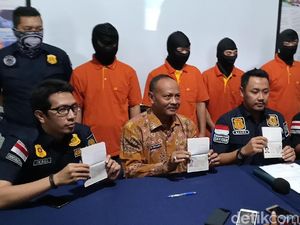 Kerja Tanpa Izin di Jombang, Empat WN China Terciduk Imigrasi Kerja Tanpa Izin di Jombang, Empat WN China Terciduk Imigrasi