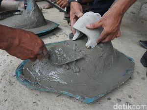 Kurangi BAB Sembarangan, Masyarakat Pedalaman NTT Buat Jamban Sendiri Kurangi BAB Sembarangan, Masyarakat Pedalaman NTT Buat Jamban Sendiri