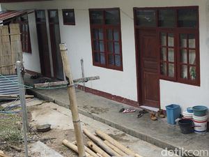 Pengabdian Bidan di Pedalaman NTT, Tanpa Listrik dan Harus Rebutan Air