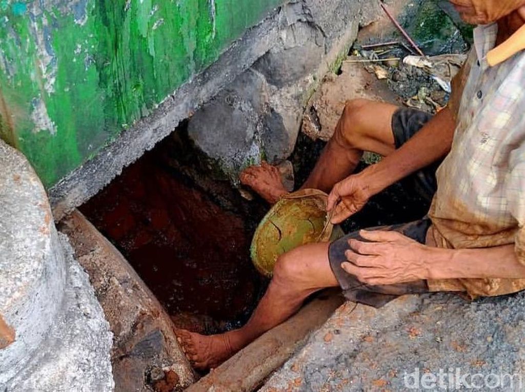 Kuli-kuli Cekeran Menggali Ibu Kota Kuli-kuli Cekeran Menggali Ibu Kota