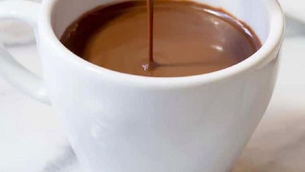 Awali Hari Jumat dengan Cokelat Panas yang Nikmat Ini