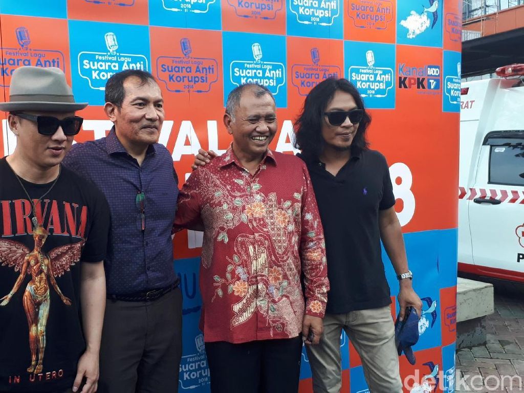 Agus Rahardjo Ingin Revisi UU Tipikor Sasar Sektor Swasta Agus Rahardjo Ingin Revisi UU Tipikor Sasar Sektor Swasta