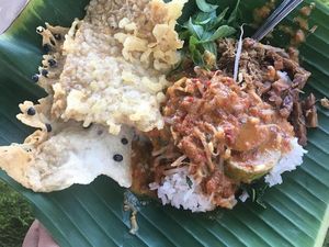 Kocaknya Istilah Makanan Khas Tegal hingga Nasi Pecel Madiun Terenak di Jakarta